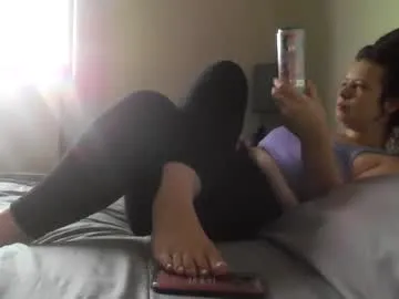 lollaberry – webcam model profile photo Image 14