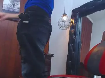 elizabethennals – webcam model profile photo Image 14