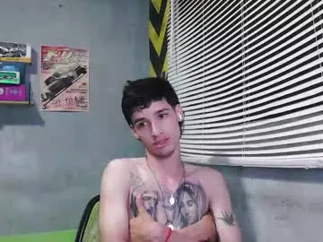 thatbl0ndeboyx – webcam model profile photo Image 4