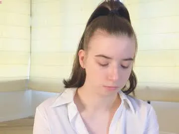 sellapink – webcam model profile photo Image 16