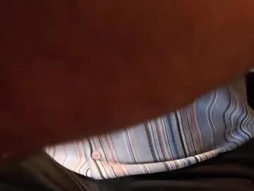 bisexualmilf – webcam model profile photo Image 12