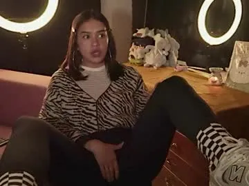 dears_pearlss – webcam model profile photo Image 8