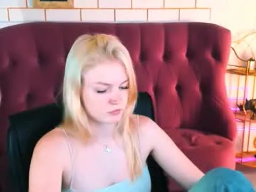 _lollyshy_ – webcam model profile photo Image 3