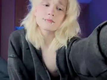 _Alicee_1 – webcam model profile photo Image 16