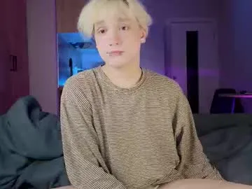 _Alicee_1 – webcam model profile photo Image 6