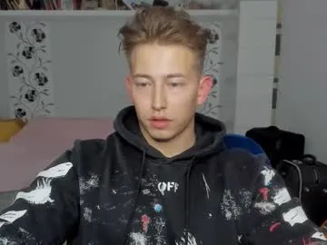 kai101010 – webcam model profile photo Image 18