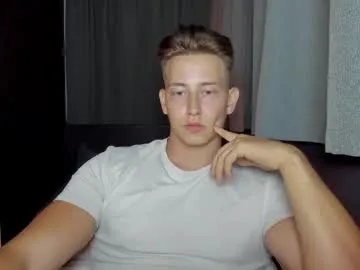 kai101010 – webcam model profile photo Image 7