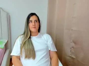 alana15 – webcam model profile photo Image 15