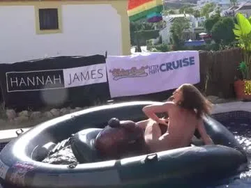 little_show_sexy – webcam model profile photo Image 16