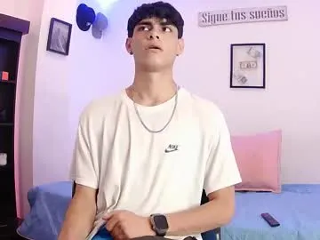 abella_danger_x – webcam model profile photo Image 8