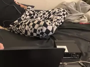 Earth_001 – webcam model profile photo Image 5