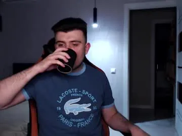 PabloArena – webcam model profile photo Image 4