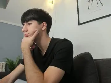 Benson18y – webcam model profile photo Image 7