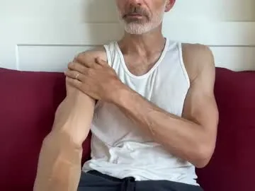 PabloArena – webcam model profile photo Image 14