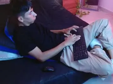 GuyInNY – webcam model profile photo Image 2