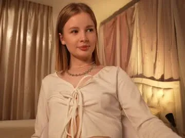 ErikaHoffman – webcam model profile photo Image 2