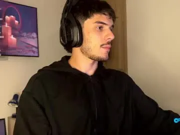 kai101010 – webcam model profile photo Image 6