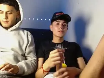 _Tomy08calderon – webcam model profile photo Image 11