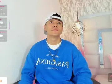 bisexualmilf – webcam model profile photo Image 11