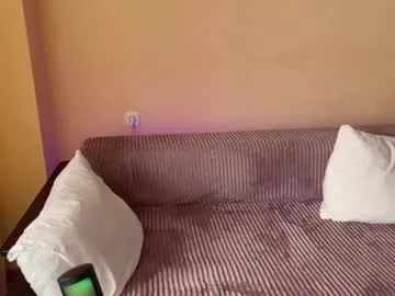 CarmeloA – webcam model profile photo Image 2