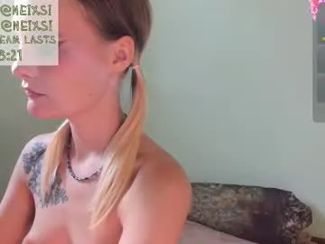 Earth_001 – webcam model profile photo Image 9