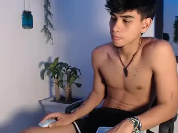 PabloArena – webcam model profile photo Image 9