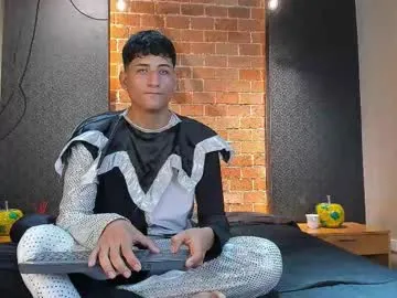 sellapink – webcam model profile photo Image 4