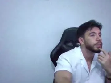 Benson18y – webcam model profile photo Image 15