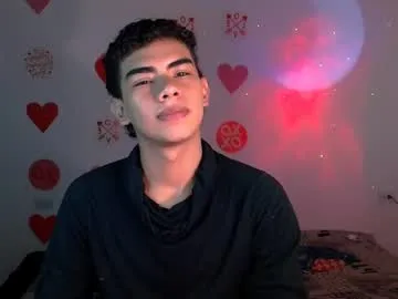 DomManlyGuy – webcam model profile photo Image 2