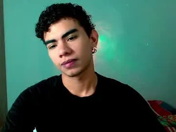 DomManlyGuy – webcam model profile photo Image 9