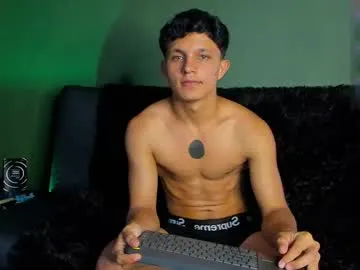 _Tomy08calderon – webcam model profile photo Image 6