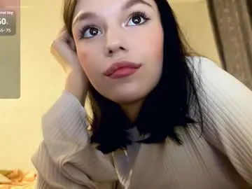 wonderland_stia – webcam model profile photo Image 6