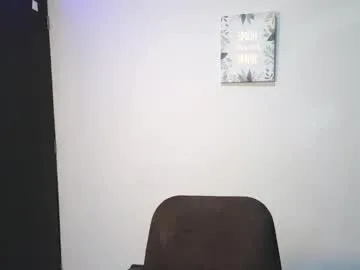 sellapink – webcam model profile photo Image 2