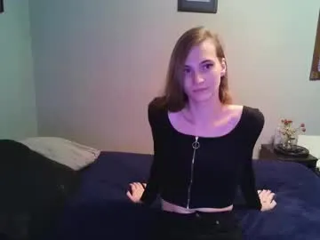 someone_sweet – webcam model profile photo Image 8