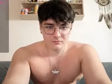 hustleebabyy_vikki – webcam model profile photo Image 2