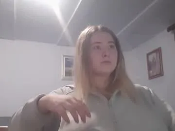 jenni_kristal – webcam model profile photo