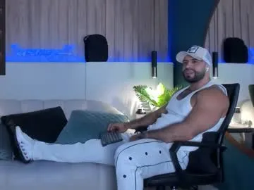 kai101010 – webcam model profile photo Image 6