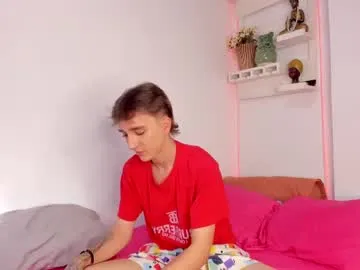 trainwithme – webcam model profile photo Image 9