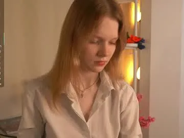 kero180 – webcam model profile photo Image 14