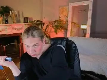 someone_sweet – webcam model profile photo Image 14