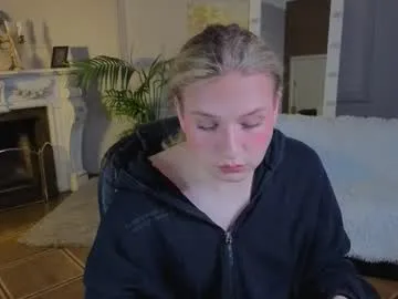 someone_sweet – webcam model profile photo Image 15