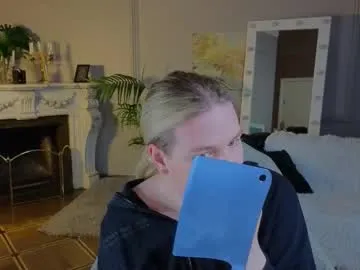 someone_sweet – webcam model profile photo Image 16