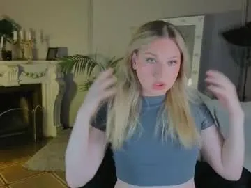 someone_sweet – webcam model profile photo Image 18