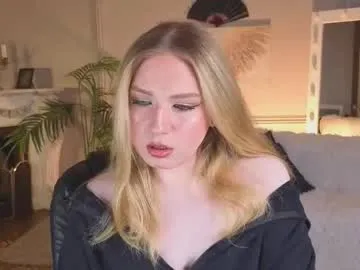 someone_sweet – webcam model profile photo Image 5