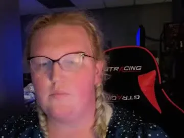 CarolPrince – webcam model profile photo Image 2