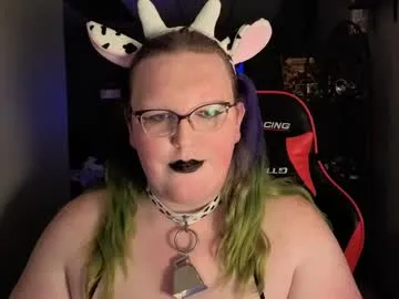 CarolPrince – webcam model profile photo Image 5