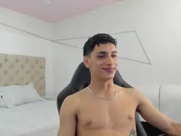 masucle216 – webcam model profile photo Image 2