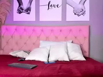 WitchAnnie – webcam model profile photo Image 2