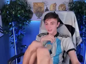 nagi_112 – webcam model profile photo Image 11