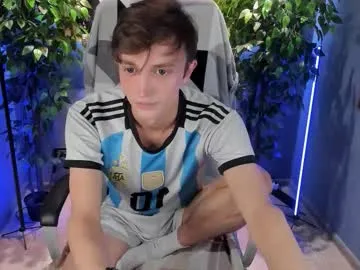 nagi_112 – webcam model profile photo Image 13